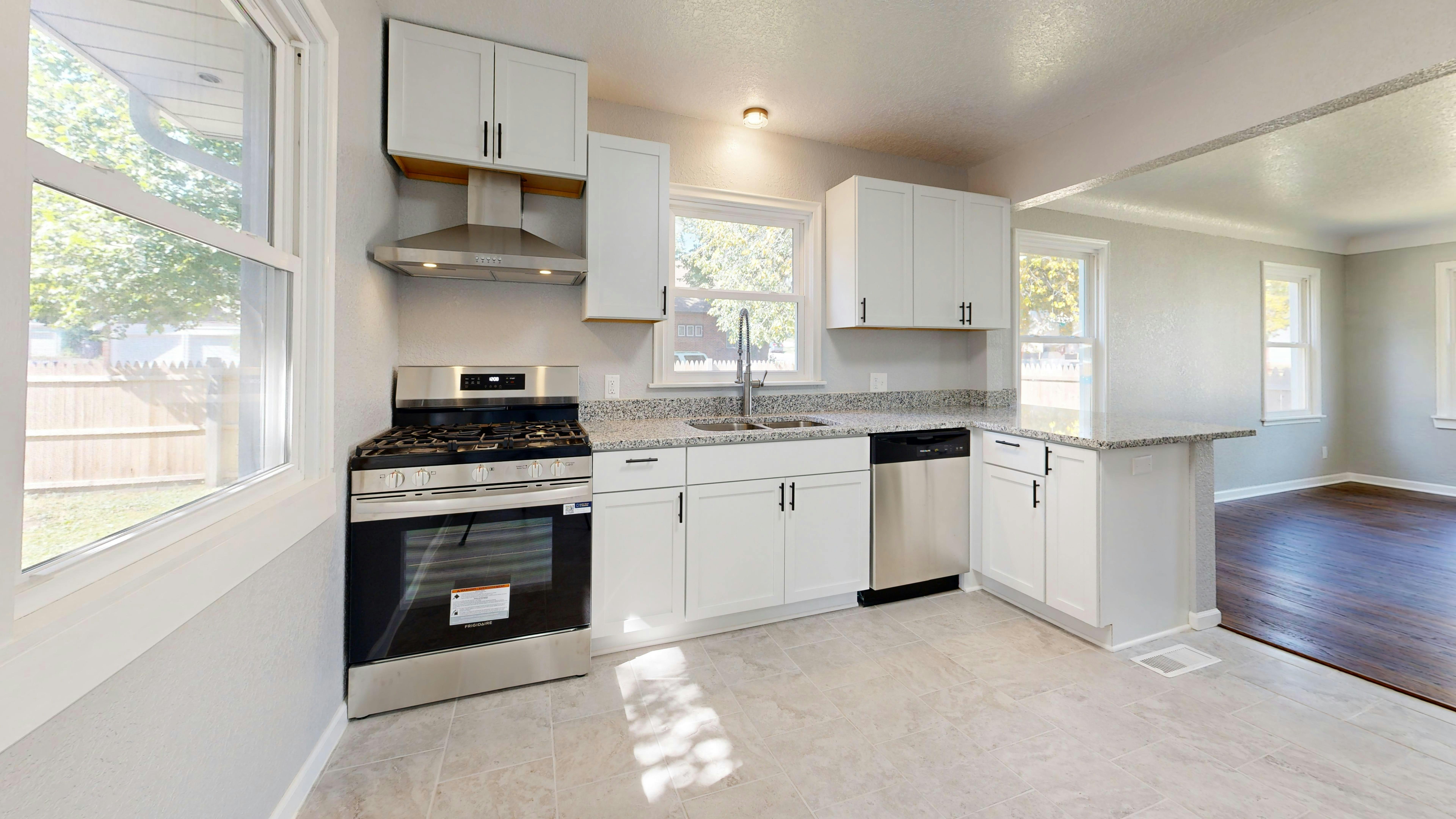 Qudus Professional Cleaning Technicians Handling Deep Detailing Routines in Riverview